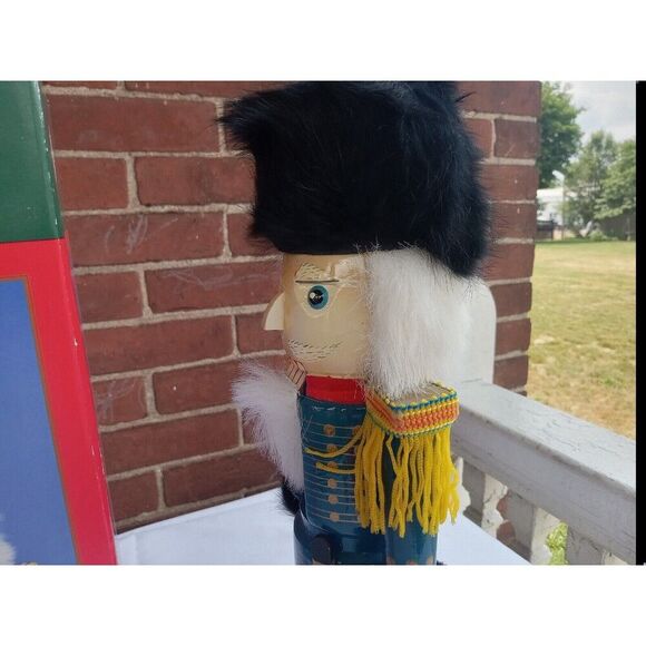15" Vintage KURT ADLER NUTCRACKER WOODEN BRITISH GENERAL SOLDIER NEW C1189 - Picture 8 of 10